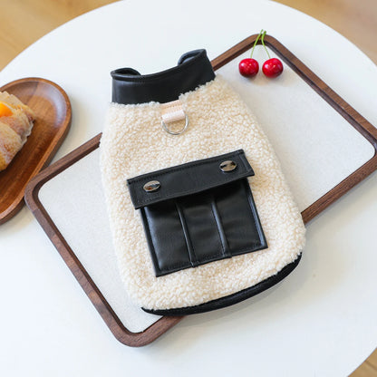 Honden jas – schapenvacht look met stijlvol rugzakje